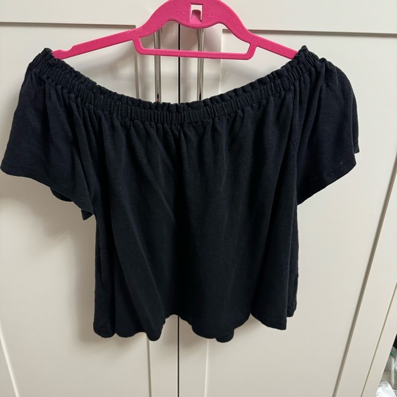 Aritzia, Wilfred, Black Linen Off the Shoulder Top - Picture 2 of 4